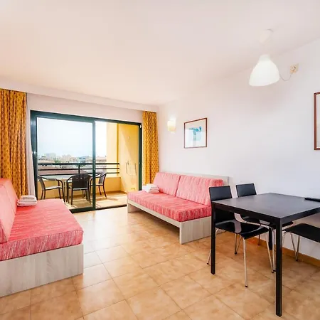 Hébergement de vacances Apto Con Terraza 103 *