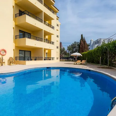 Hébergement de vacances Apto Con Terraza 103 *